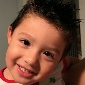 Meet your Posher, Eduardo